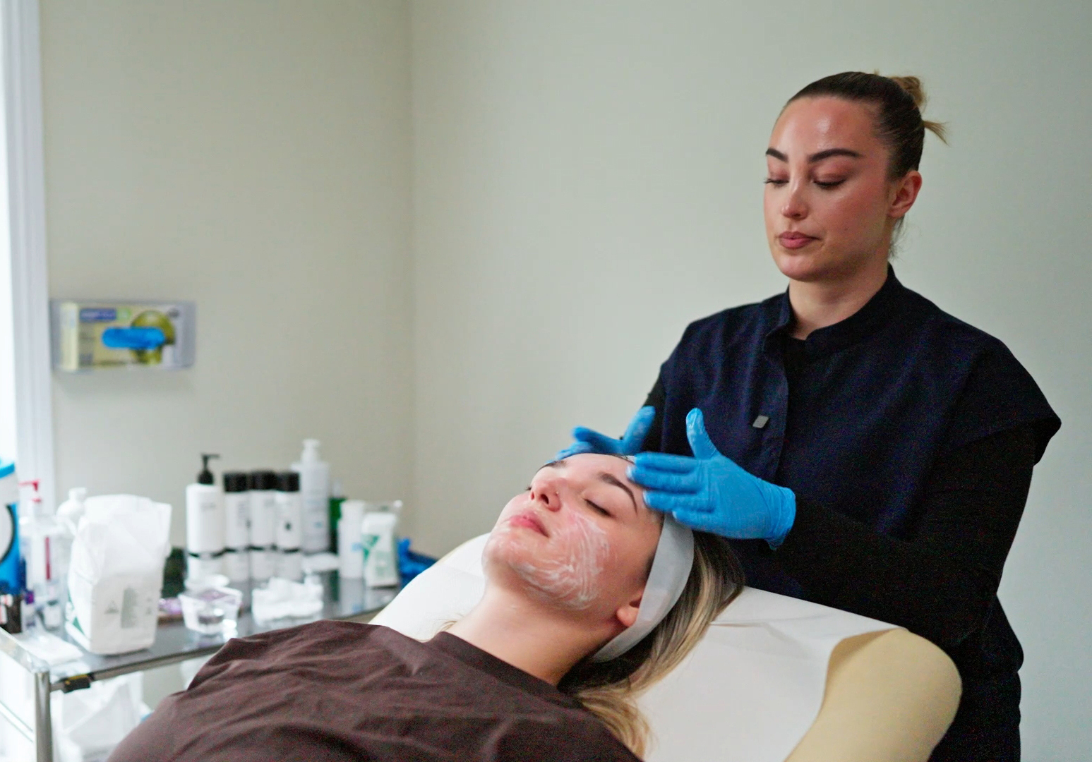 Obagi Blue Radiance Peel – Chemical Peels procedure at River Medical Dublin & Belfast